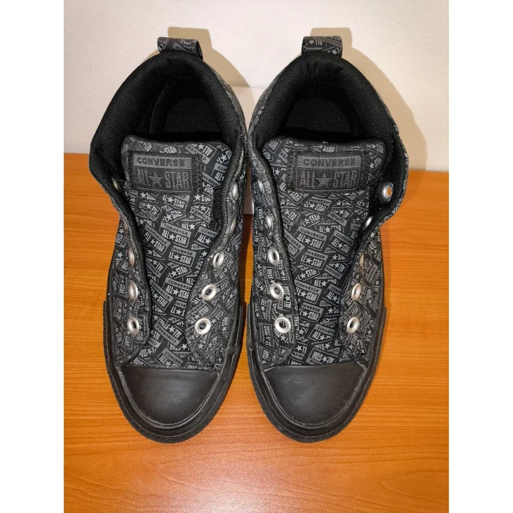 Boys Converse Grade School Chuck Taylor All Star Skater Shoes 4Y Mid Tops Logo